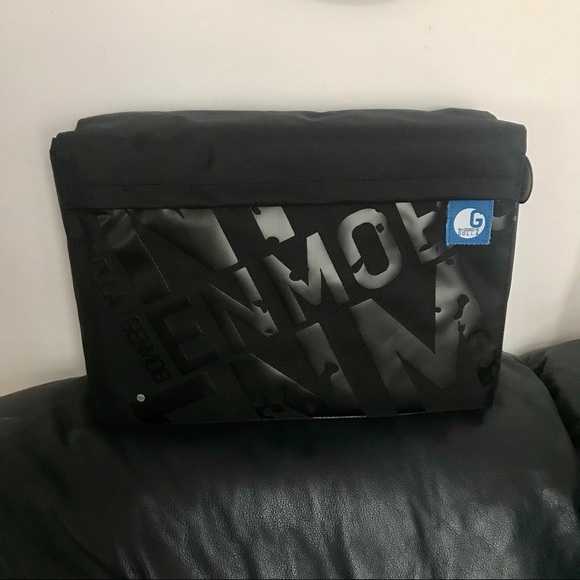 Golla GenMob Black 16" Laptop Messenger Bag NWT - Picture 2 of 12